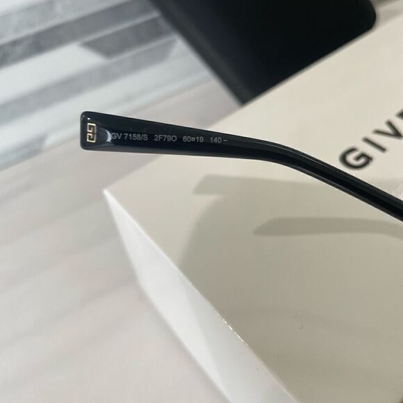 NIB Givenchy GV 7170/G/S Sunglasses - Picture 6 of 9
